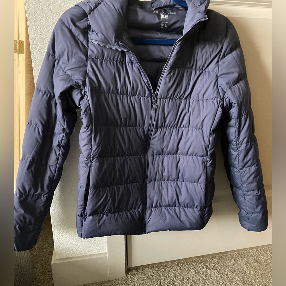 Uniqlo ultra light down with hood jacket